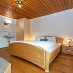 Gaestehaus Dreier Apartamento *