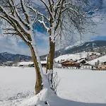 Gaestehaus Dreier Apartamento *